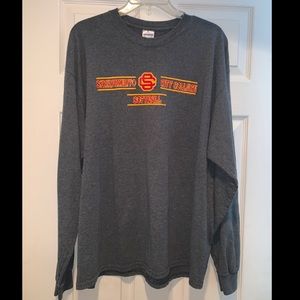 Men’s Long Sleeve t-shirt, XL, preowned